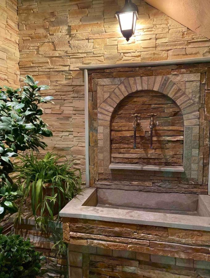 Oasis Garden Apartment Volos Bagian luar foto